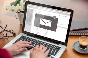 Notifica email