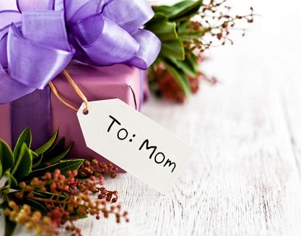 Auguri Festa della mamma con frasi, biglietti, SMS, MMS